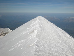 Le sommet du Mont-Blanc, sans personne ! Mont-Blanc avec un guide : le sommet