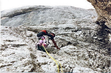 Benoît dans les Dolomites en escalade