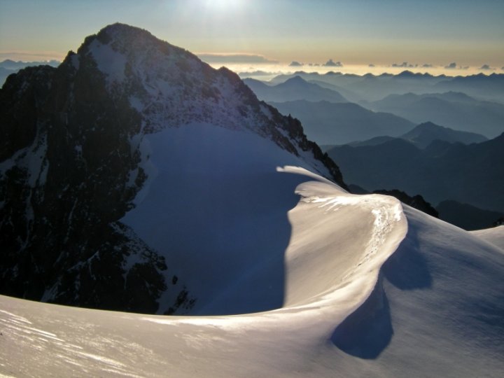 Les sommets du Pelvoux et le glacier du Pelvoux