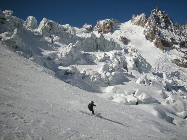 La rive droite de la Vallée Blanche : la vallée Noire