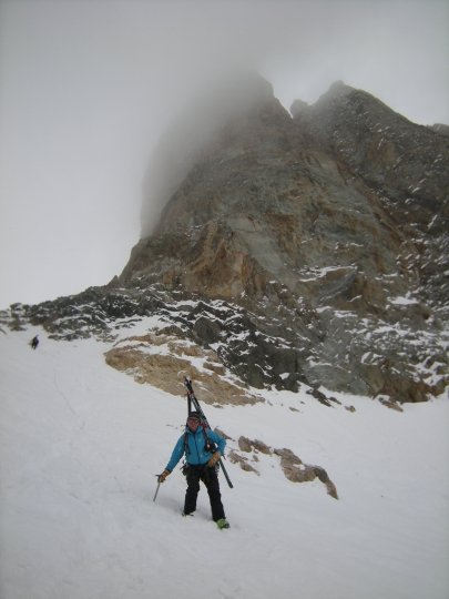 Pierre au pied du col de la Casse Déserte