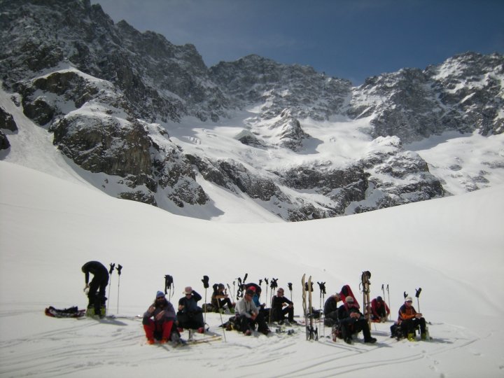 pique-nique après la descente du glacier des Agneaux