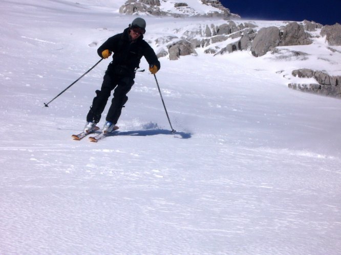 Face sud de la Pointe Blanche à skis