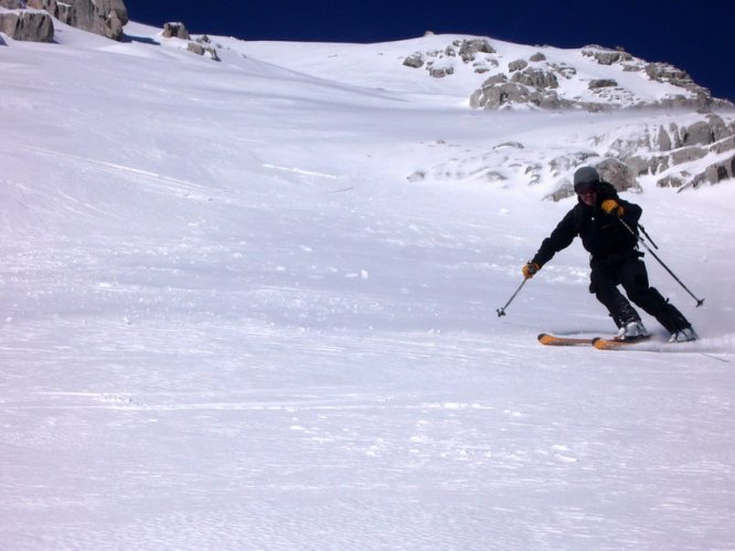 Face sud de la Pointe Blanche à skis