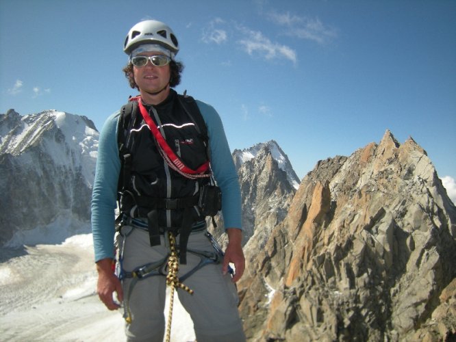 Arête Sud des Aiguilles Dorées