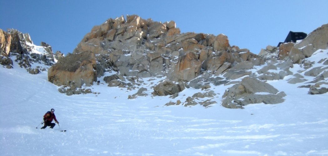 Couloir des Cosmiques à skis