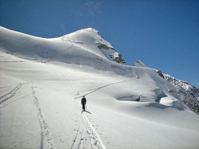 Autour de la Cabane Mountet