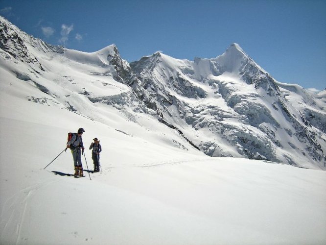 Autour de la Cabane Mountet