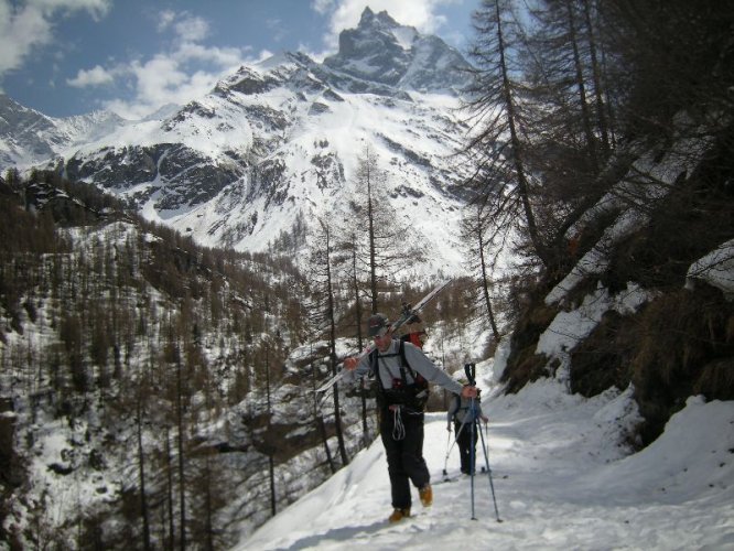 Autour de la Cabane Mountet