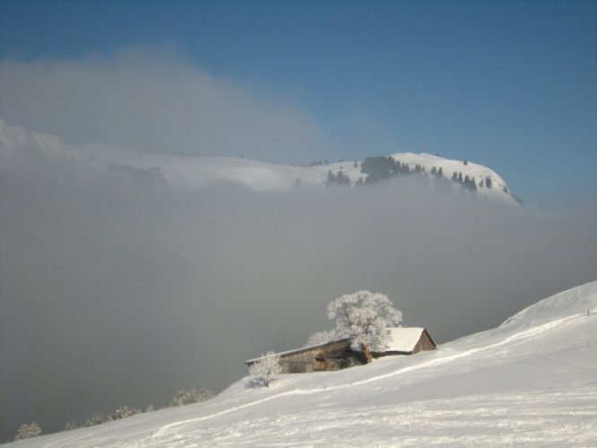 Ski de randonnée dans les Aravis col des Porthets