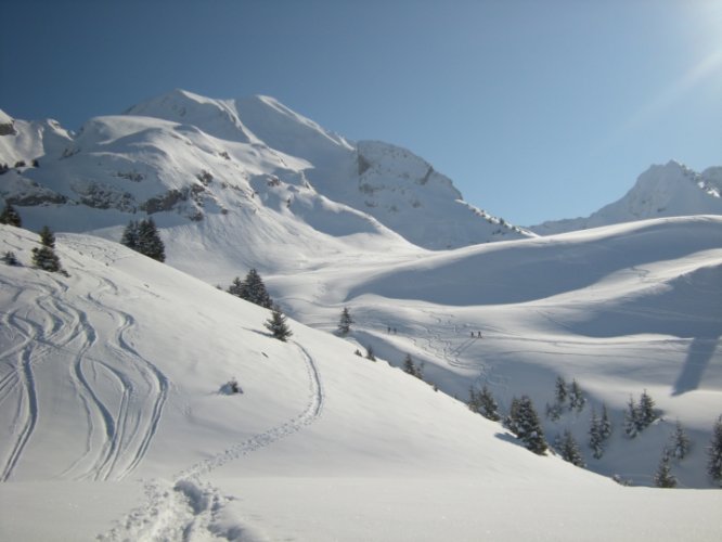 Ski de randonnée dans les Aravis col des Porthets