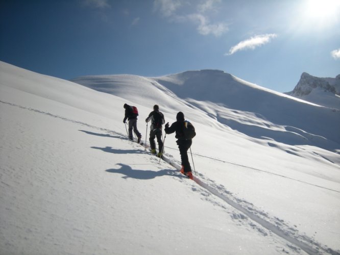 Ski de randonnée à la pointe du Château