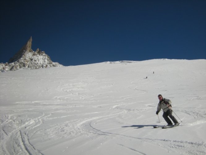 Glacier de la Vierge et Vallée Noire