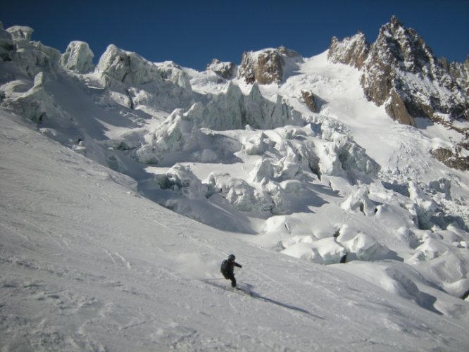 Glacier de la Vierge et Vallée Noire