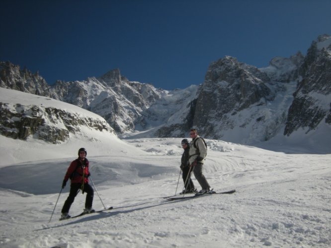 Glacier de la Vierge et Vallée Noire