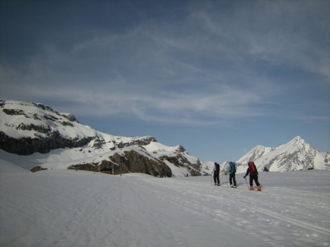 Tour du Wildstrubel à skis