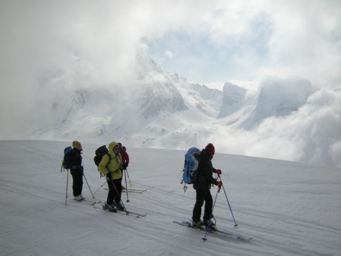 Tour du Wildstrubel à skis