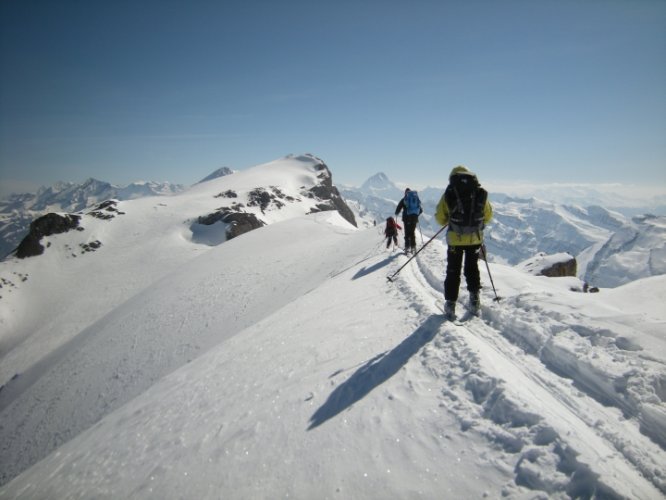 Tour du Wildstrubel à skis