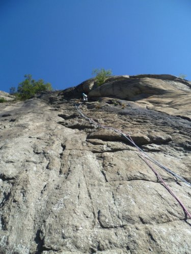 Escalade à Arnad Bucce d'Arancio