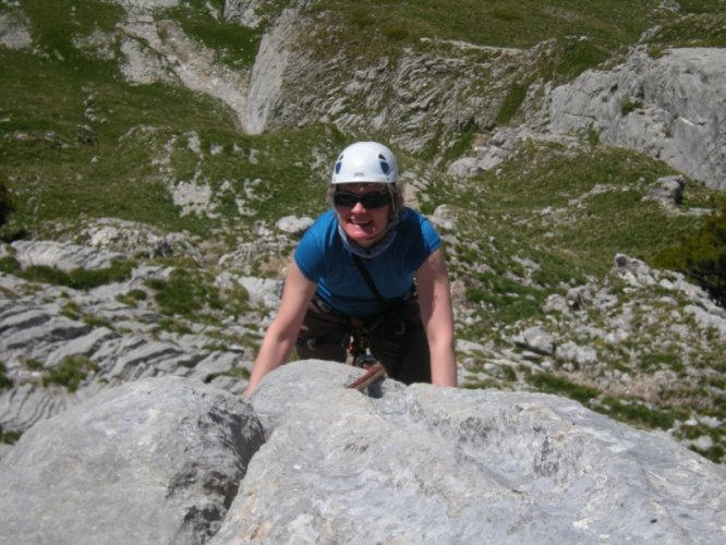 Tchao Godillo aux piliers de la pointe du Midi