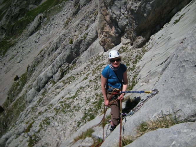 Tchao Godillo aux piliers de la pointe du Midi