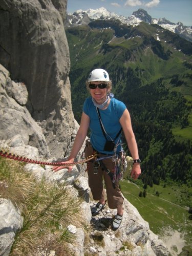 Tchao Godillo aux piliers de la pointe du Midi