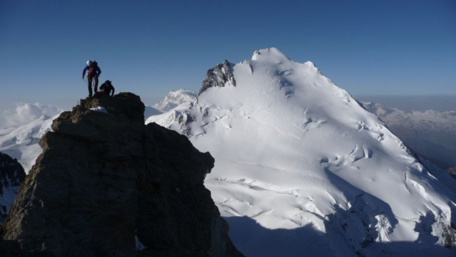 Ascension du Nadelhorn