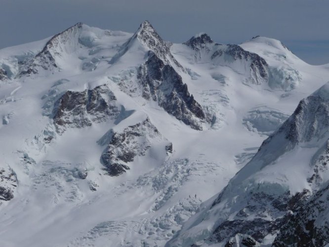 Traversée des 4000 du Mont-Rose à ski