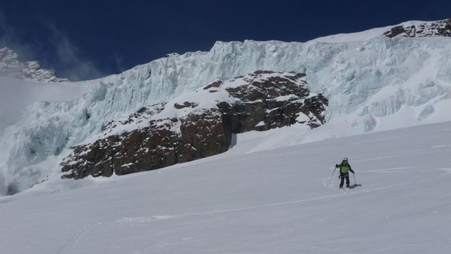 Traversée des 4000 du Mont-Rose à ski