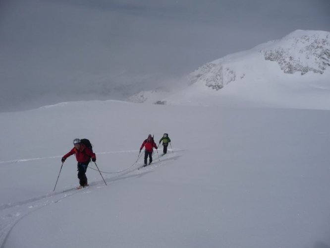 Traversée des 4000 du Mont-Rose à ski