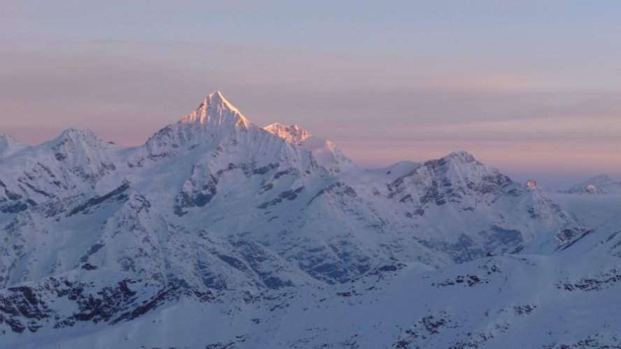 Traversée des 4000 du Mont-Rose à ski