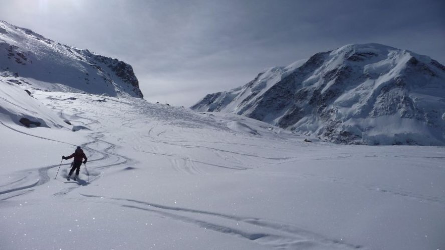 Traversée des 4000 du Mont-Rose à ski