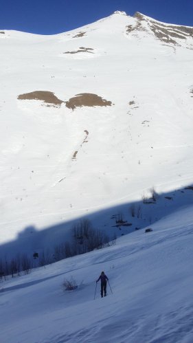 Montée ouest face aux Pré de l'Aulp et pointe du Replan