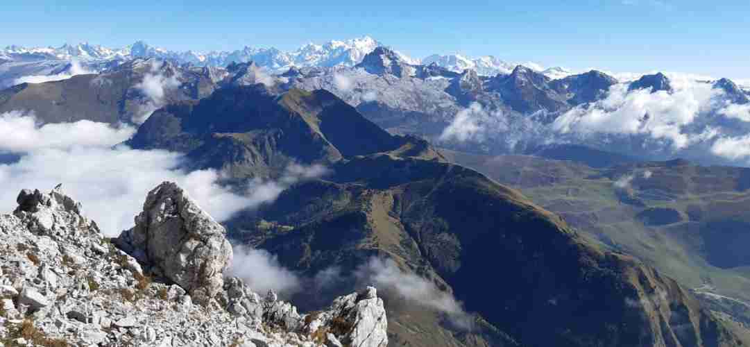 Vue imprenable sur Aravis et Mont-Blanc