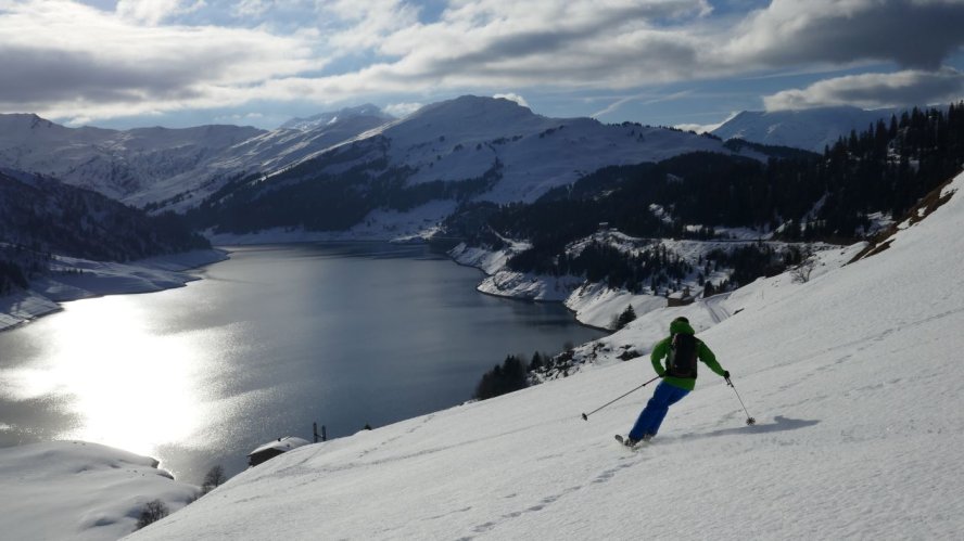 Descente au Lac de Roselend