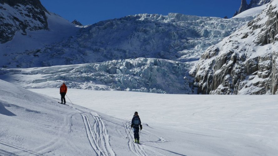 Sur le plat du glacier du Tacul