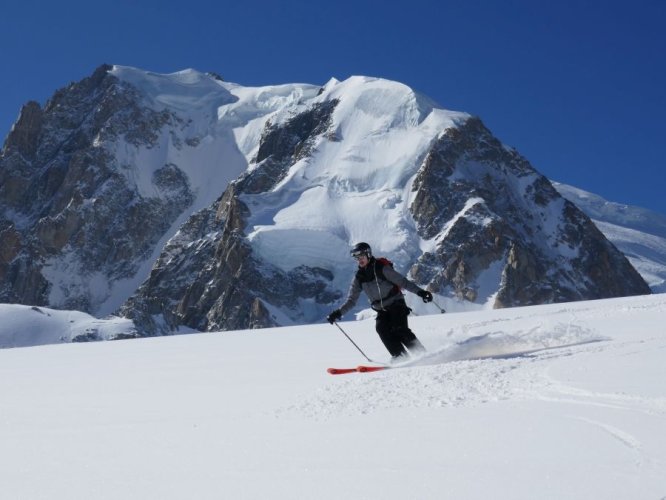 Sur les glaciers supérieurs de la Vallée Blanche, sous le Tacul