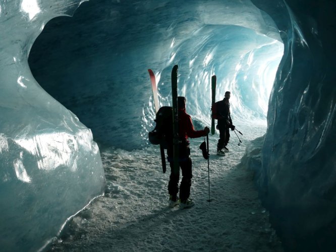 La grotte de glace du Montenvers, en sursis