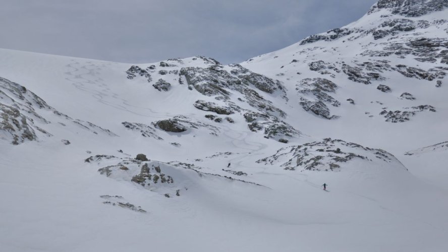 Du grand ski entre Becca traversière et lac de la Golette
