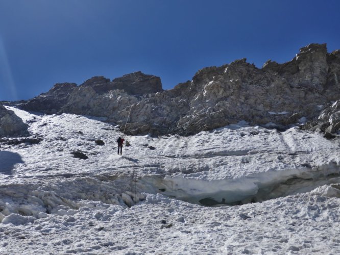 Le rappel du Doigt de Dieu menant au glacier du Tabuchet