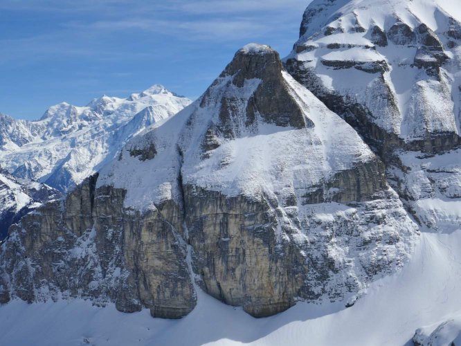 Le couloir ouest de la Pointe d'Areu