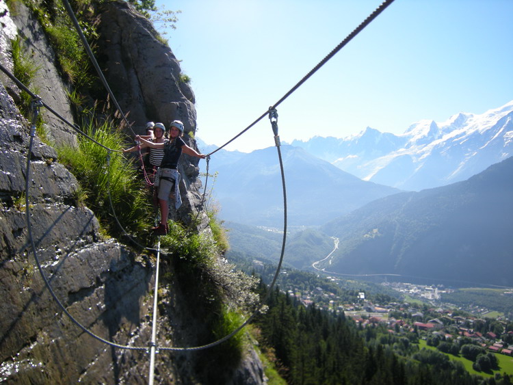 pont de singe sur la via ferrata de Passy