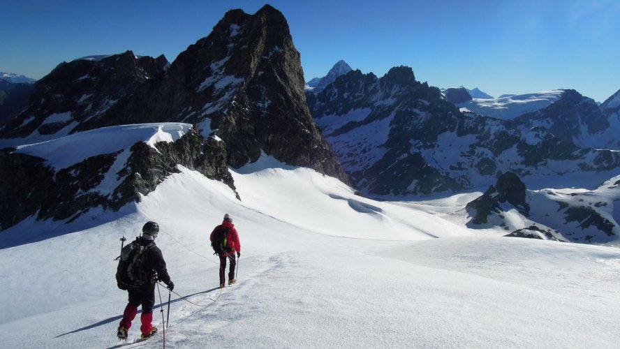 Descente des Pointes d'Oren en juillet