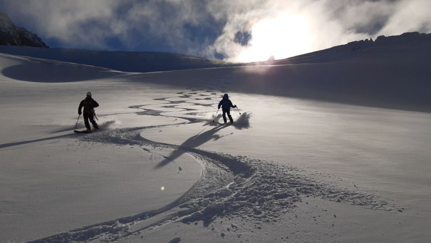 Premières traces sur le glacier de la Vierge début octobre