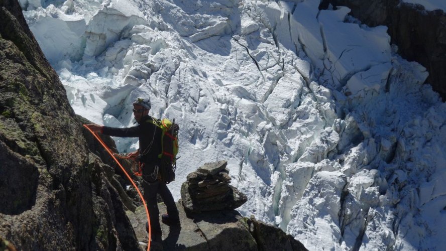 Un orage et de la neige nous font rater les Drus malgré une belle énergie