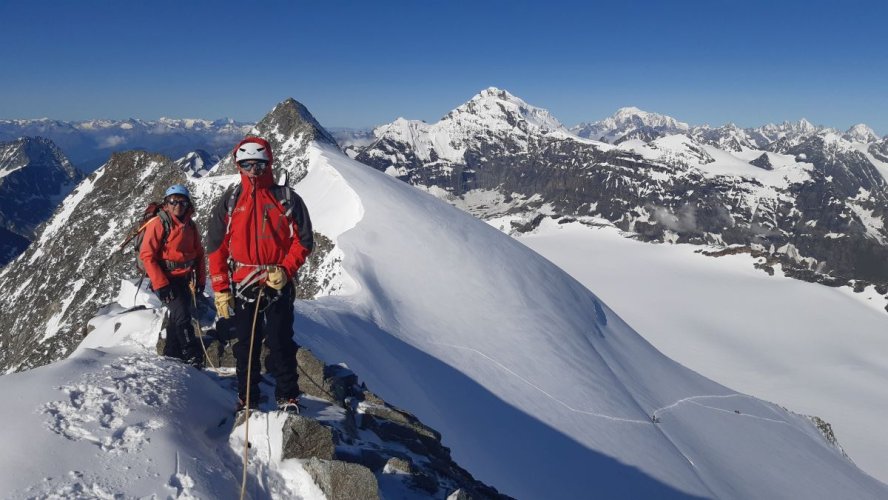 En juillet au Mont-Blanc de Cheilon