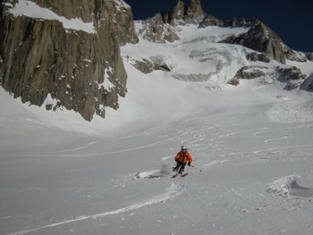 Descente à ski du col d'Argentière