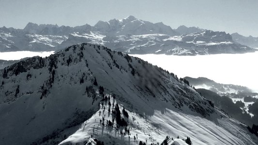 La pointe d'Uble et le Mont-Blanc