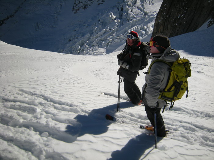 La combe du glacier de l'Envers qui domine les séracs du Géant