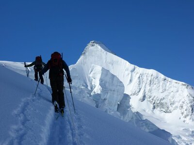 Raid à skis autour de Zinal et cabane Mountet